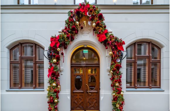 Carillon Aparthotel begins welcoming guests