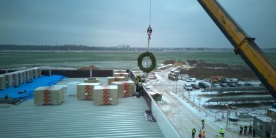 Topping-out ceremony celebrated at AmberBirch’s new production facility