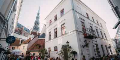 Торжественно открыта реконструированная гостиница Konventa Sēta